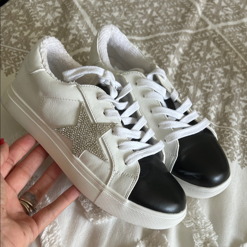 Steve Madden White and Black Sneakers